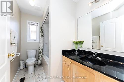 22 Gecko Court, Brampton (Sandringham-Wellington), ON - Indoor Photo Showing Bathroom