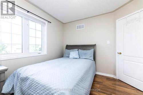 22 Gecko Court, Brampton (Sandringham-Wellington), ON - Indoor Photo Showing Bedroom