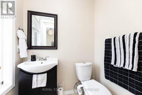 22 Gecko Court, Brampton (Sandringham-Wellington), ON - Indoor Photo Showing Bathroom