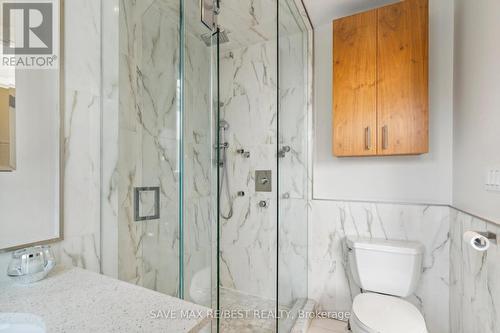 31 Springhurst Avenue, Toronto, ON - Indoor Photo Showing Bathroom