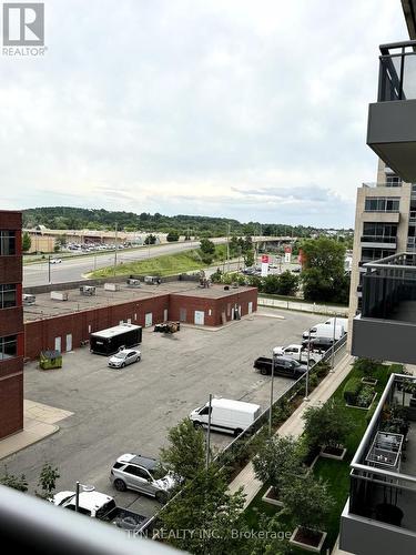 518 - 9201 Yonge Street, Richmond Hill (Langstaff), ON - Outdoor With View