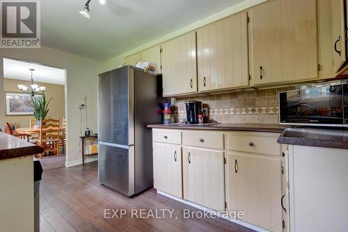 2200 Richardson Street, Innisfil, ON - Indoor Photo Showing Kitchen