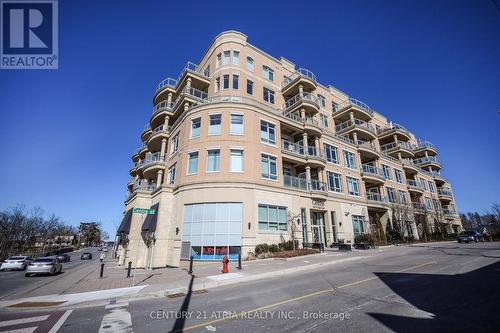 309 - 15277 Yonge Street, Aurora (Aurora Village), ON - Outdoor With Facade