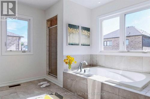 376 Danny Wheeler Boulevard, Georgina (Keswick North), ON - Indoor Photo Showing Bathroom