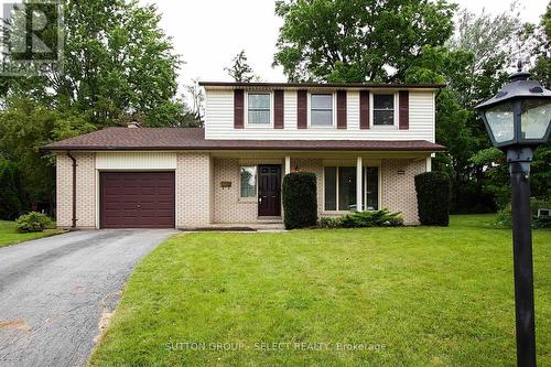 1085 Prince Philip Court, London, ON - Outdoor With Facade