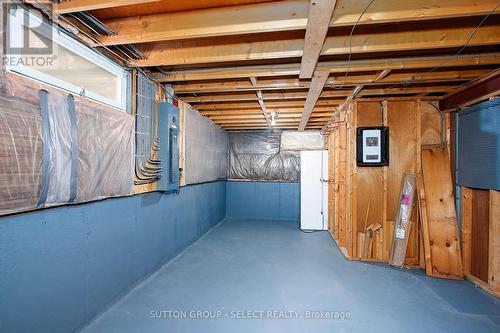 1085 Prince Philip Court, London, ON - Indoor Photo Showing Basement