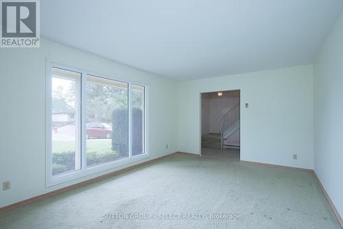 1085 Prince Philip Court, London, ON - Indoor Photo Showing Other Room