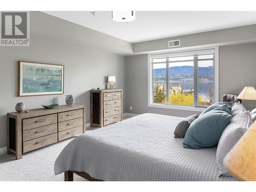 529 Truswell Road Unit# 501, Kelowna, BC - Indoor Photo Showing Bedroom