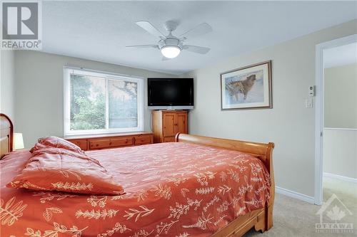 213 Pickford Drive, Ottawa, ON - Indoor Photo Showing Bedroom