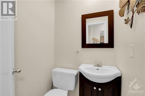213 Pickford Drive, Ottawa, ON - Indoor Photo Showing Bathroom