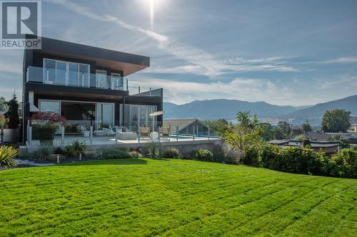 525 Vancouver Avenue, Penticton, BC - Outdoor With Balcony With Deck Patio Veranda