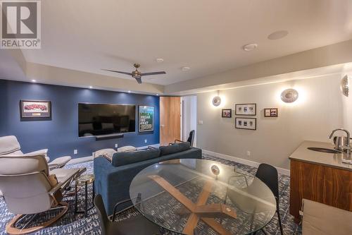 525 Vancouver Avenue, Penticton, BC - Indoor