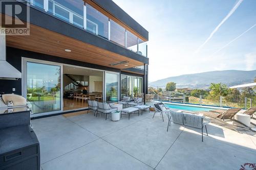 525 Vancouver Avenue, Penticton, BC - Outdoor With Deck Patio Veranda With Exterior