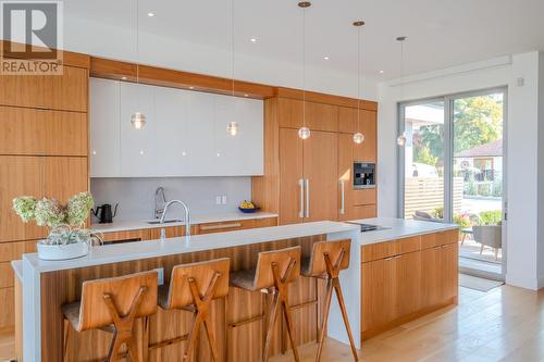 525 Vancouver Avenue, Penticton, BC - Indoor Photo Showing Kitchen