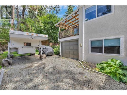 16 Caramillo Road, Kelowna, BC - Outdoor With Exterior