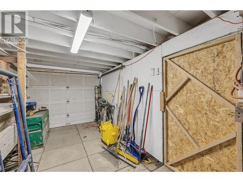 16 Caramillo Road, Kelowna, BC - Indoor Photo Showing Garage