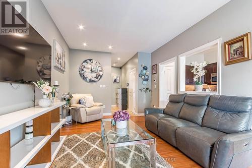 36 Myers Lane, Hamilton, ON - Indoor Photo Showing Living Room