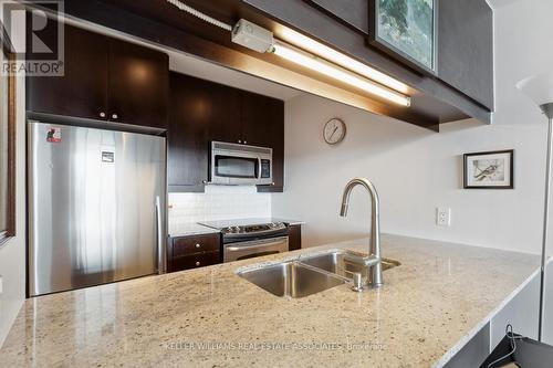 1107 - 1055 Southdown Road, Mississauga, ON - Indoor Photo Showing Kitchen With Double Sink With Upgraded Kitchen
