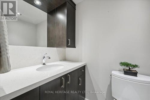 504 - 10 Dean Park, Toronto E11, ON - Indoor Photo Showing Bathroom