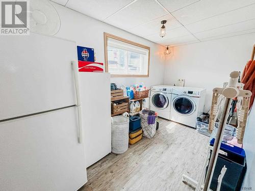 1479 Lakeshore Rd S, Temiskaming Shores, ON - Indoor Photo Showing Laundry Room