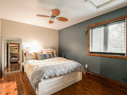 Bedroom - 9 155E Avenue, Saint-Hippolyte, QC - Indoor Photo Showing Bedroom