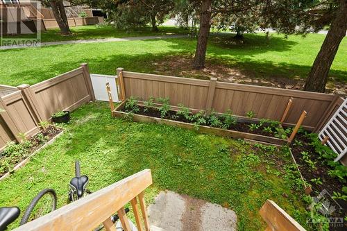 247 Temby Private, Ottawa, ON - Outdoor With Backyard