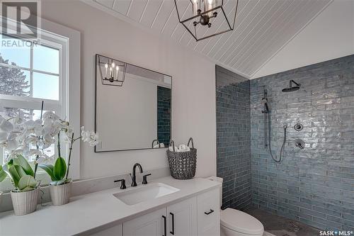 1403 Edward Avenue, Saskatoon, SK - Indoor Photo Showing Bathroom