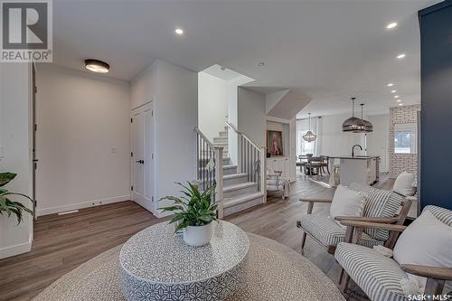 1403 Edward Avenue, Saskatoon, SK - Indoor Photo Showing Living Room