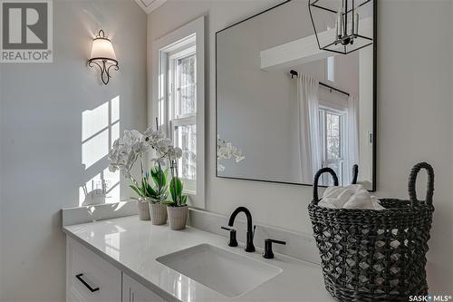 1403 Edward Avenue, Saskatoon, SK - Indoor Photo Showing Bathroom