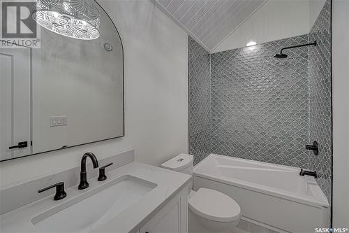 1403 Edward Avenue, Saskatoon, SK - Indoor Photo Showing Bathroom