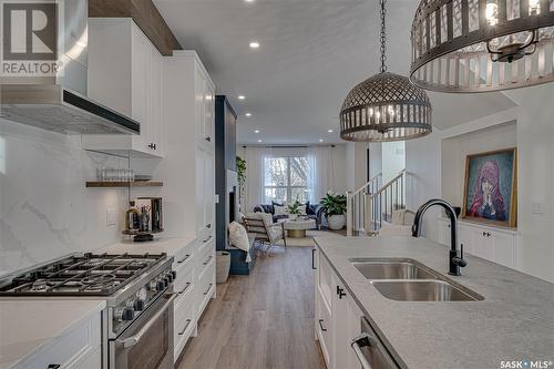 1403 Edward Avenue, Saskatoon, SK - Indoor Photo Showing Kitchen With Double Sink With Upgraded Kitchen