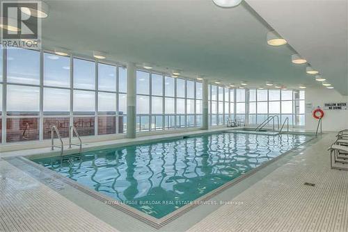 814 - 551 Maple Avenue, Burlington, ON - Indoor Photo Showing Other Room With In Ground Pool