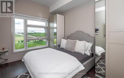 Ph 438 - 555 William Graham Drive W, Aurora, ON - Indoor Photo Showing Bedroom