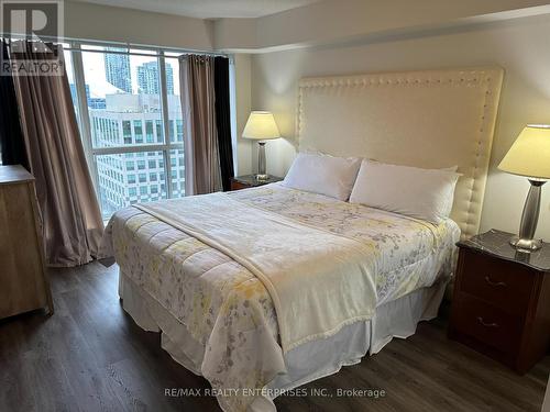 1435 - 250 Wellington Street W, Toronto, ON - Indoor Photo Showing Bedroom