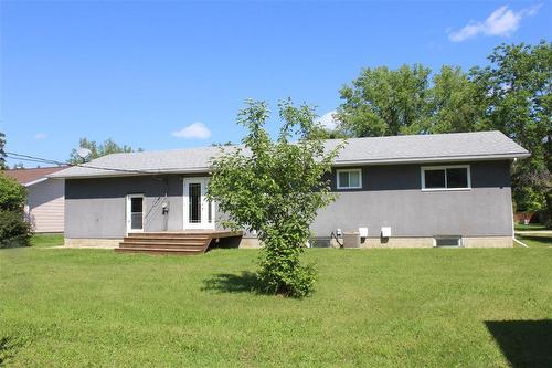 383 Birch Street, Arborg, MB - Outdoor With Deck Patio Veranda