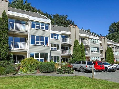 216-205 1St St, Courtenay, BC - Outdoor With Balcony With Facade