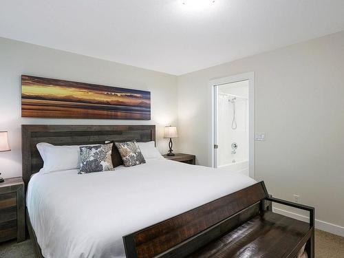 216-205 1St St, Courtenay, BC - Indoor Photo Showing Bedroom