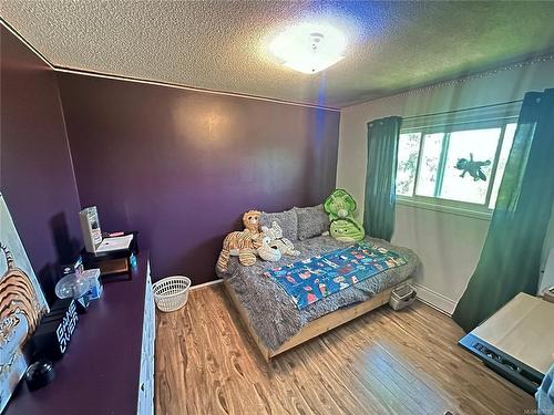 2326 Panorama View Dr, Nanaimo, BC - Indoor Photo Showing Bedroom