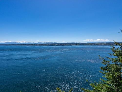 1380 Upshur Rd, Quadra Island, BC 