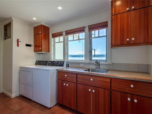 1380 Upshur Rd, Quadra Island, BC 