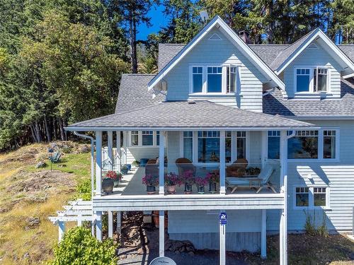 1380 Upshur Rd, Quadra Island, BC 