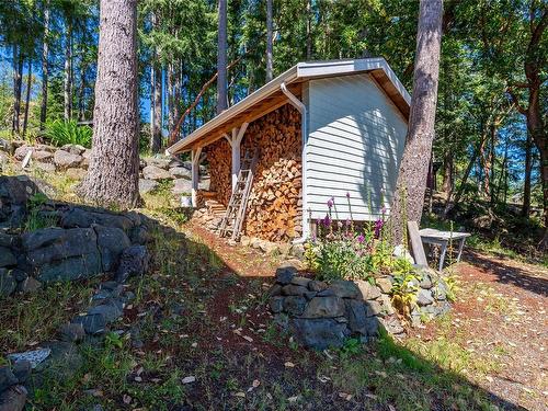 1380 Upshur Rd, Quadra Island, BC 