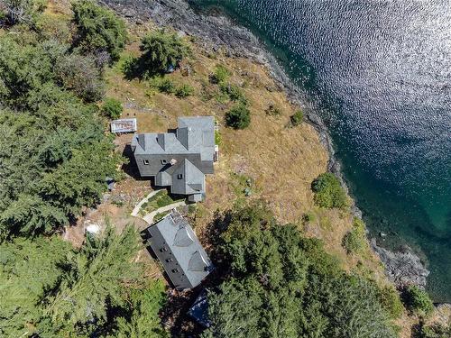 1380 Upshur Rd, Quadra Island, BC 