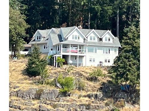 1380 Upshur Rd, Quadra Island, BC 