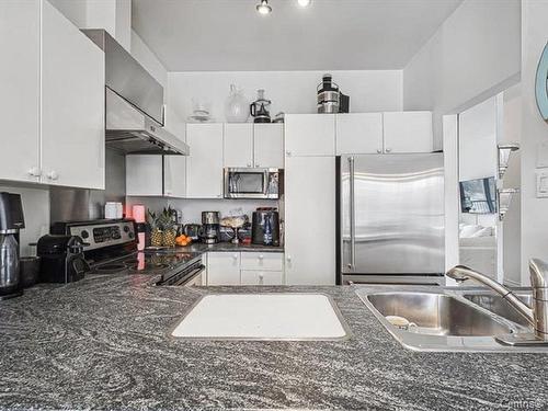 Kitchen - 4-57 Prom. Des Îles, Laval (Chomedey), QC - Indoor Photo Showing Kitchen With Double Sink