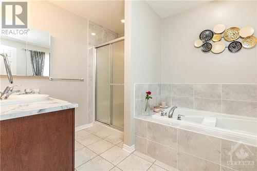 609 Via Amalfi Street, Ottawa, ON - Indoor Photo Showing Bathroom