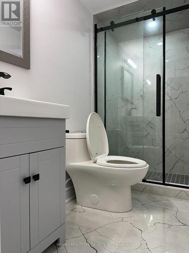 25 Henry Moody Drive, Brampton, ON - Indoor Photo Showing Bathroom