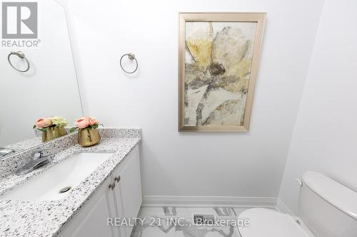 91 Chelliah Court, Toronto E11, ON - Indoor Photo Showing Bathroom