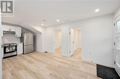 222 Hamilton Road, London, ON - Indoor Photo Showing Kitchen