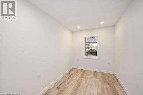 222 Hamilton Road, London, ON - Indoor Photo Showing Other Room